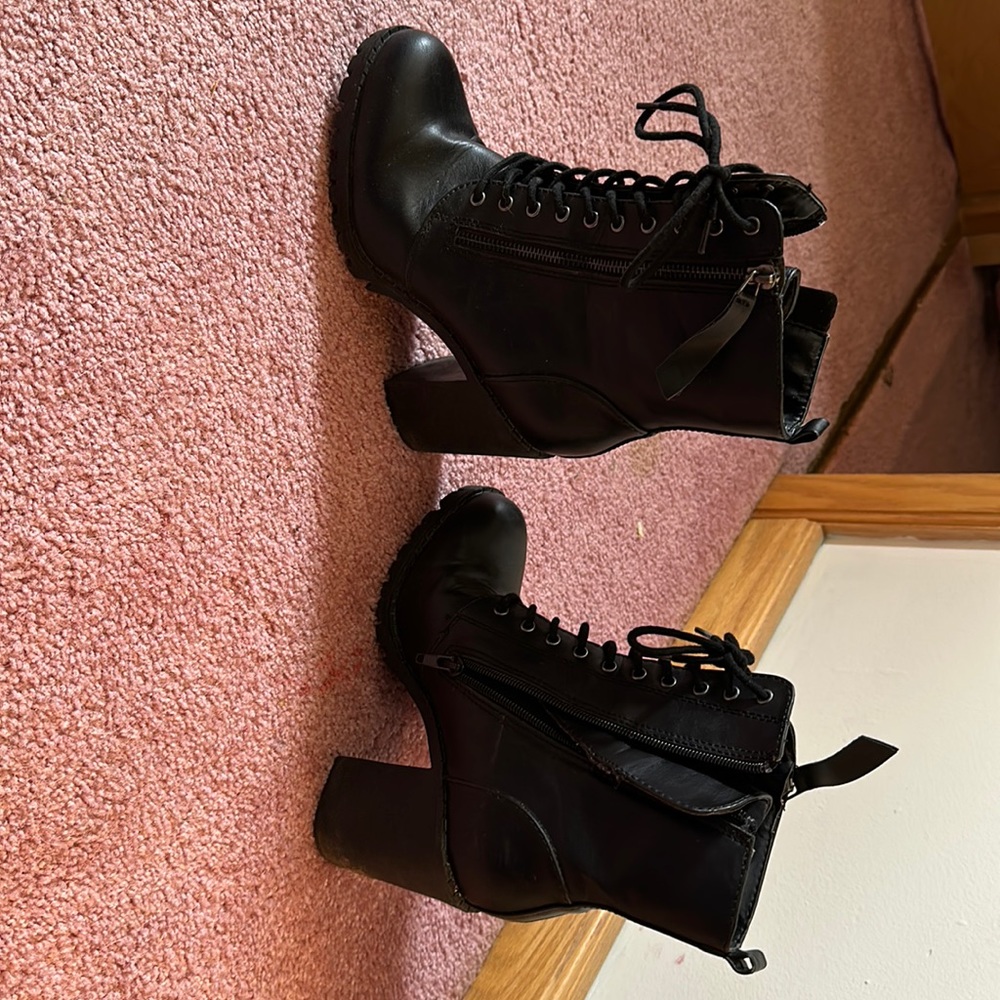 Heeled 6 1/2 combat boots
